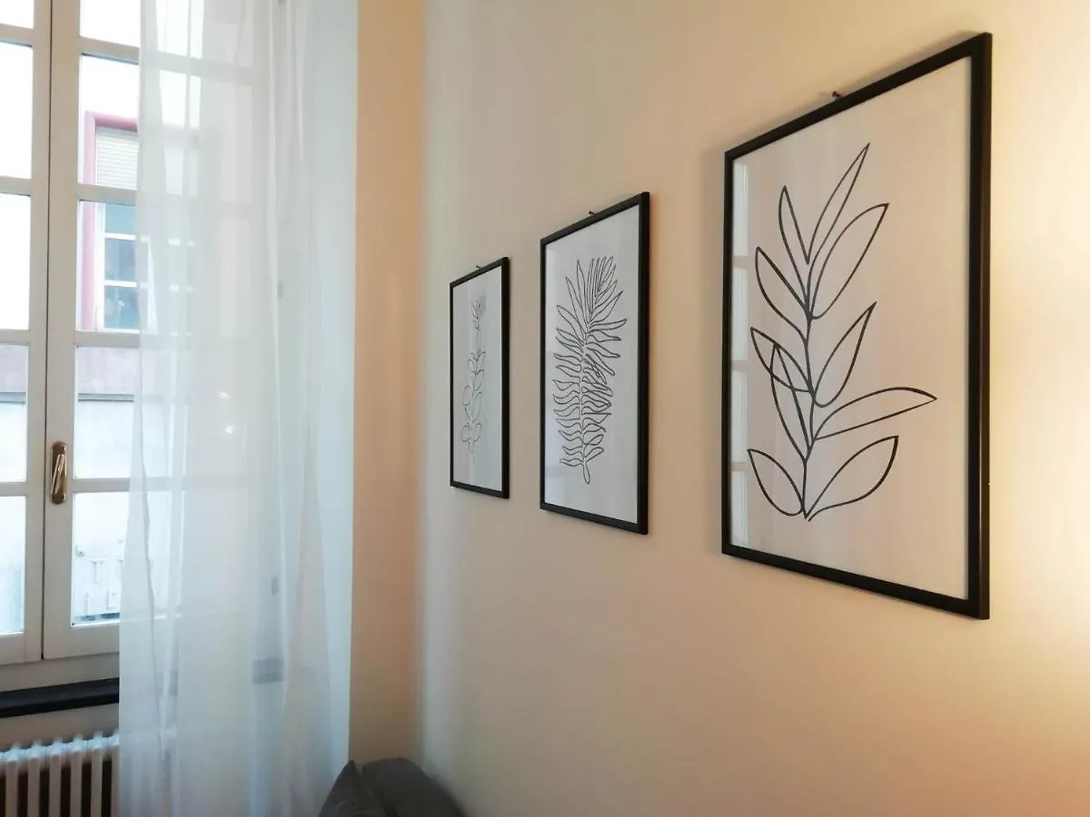 Apartment Mistrangelohome 5 - Appartamento In Pieno Centro Savona Italy