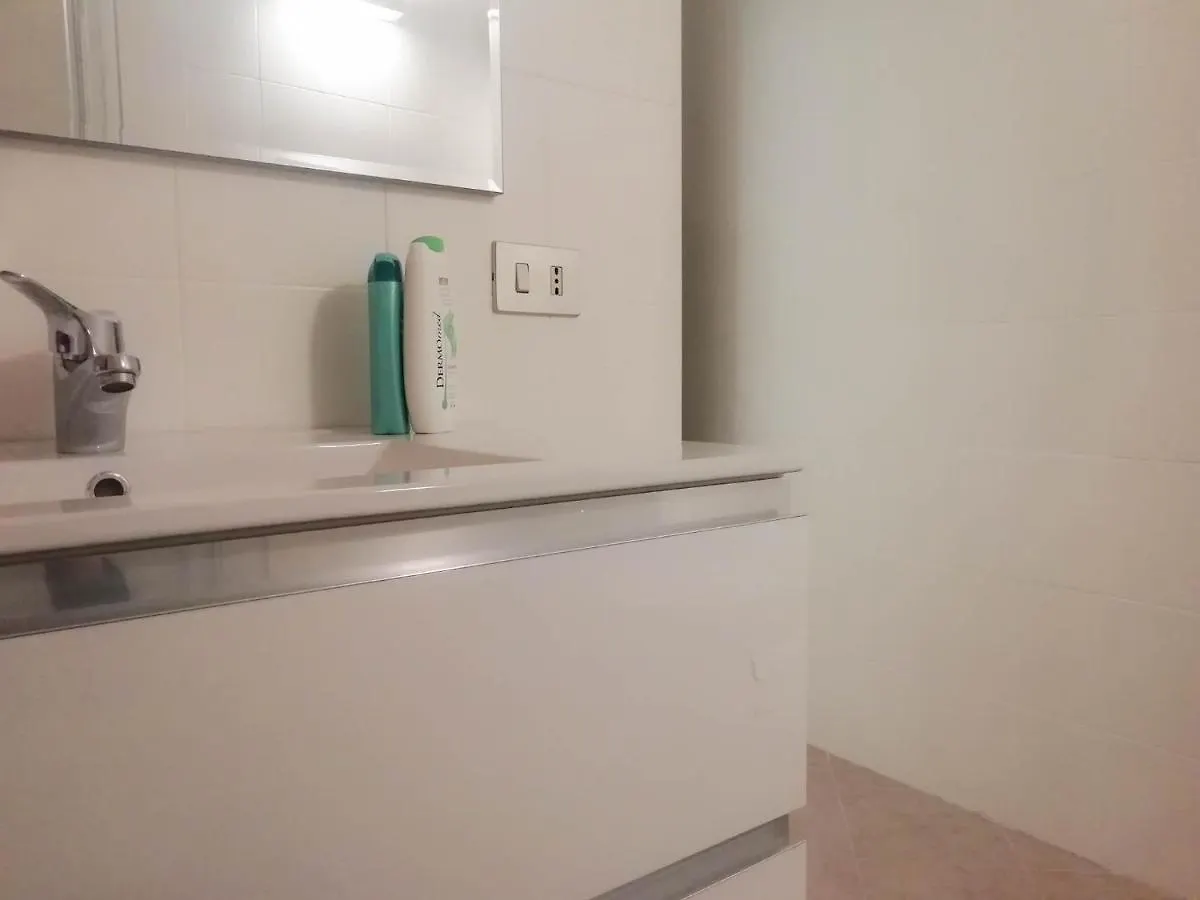 Mistrangelohome 5 - Appartamento In Pieno Centro Savona