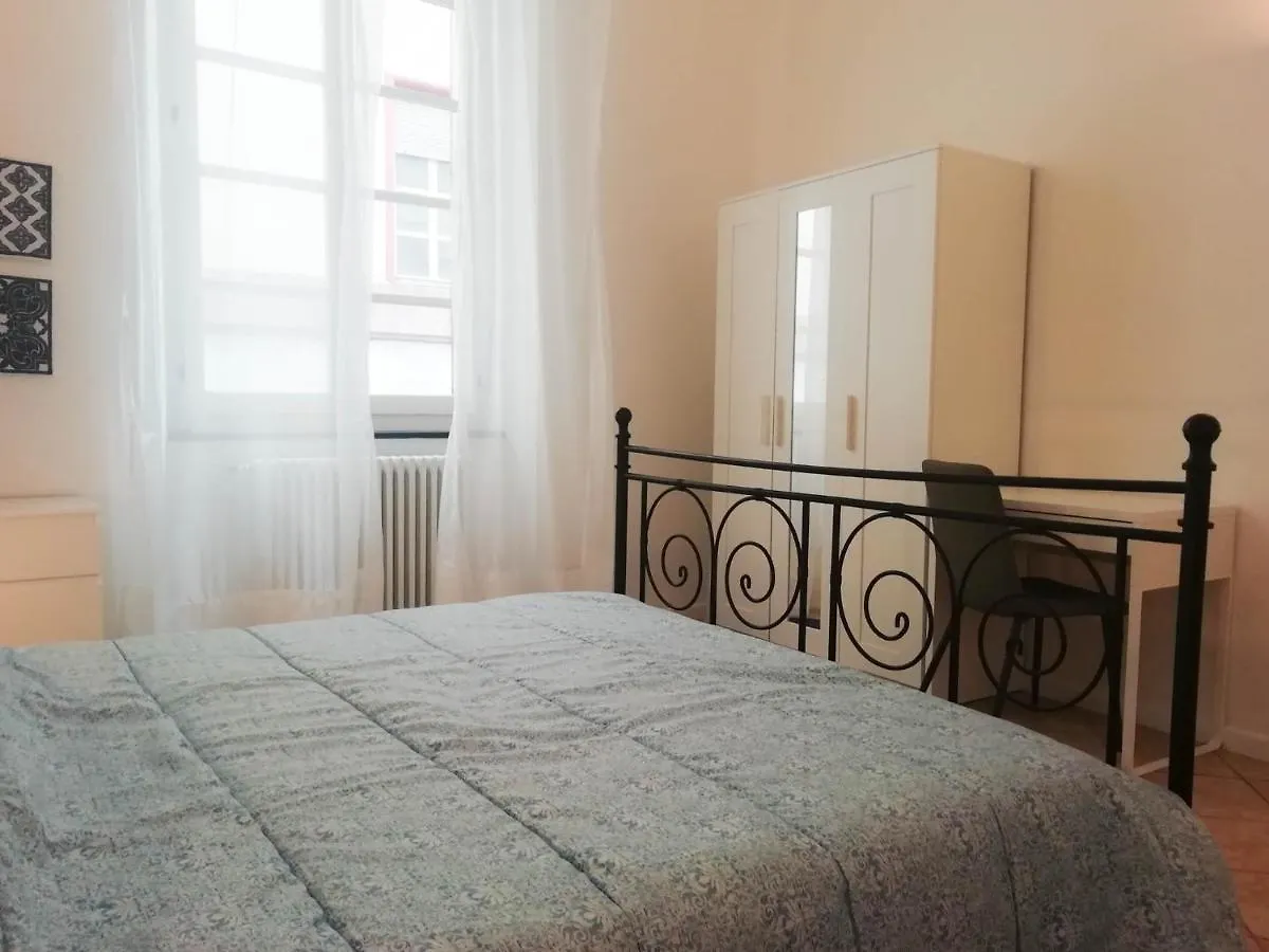 Mistrangelohome 5 - Appartamento In Pieno Centro Savona
